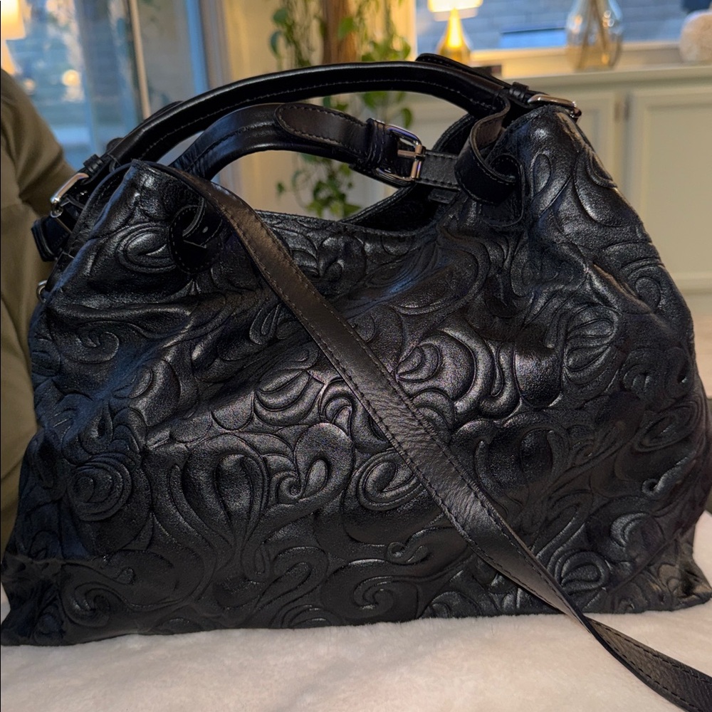 ISADORA ITALIAN LEATHER PURSE!